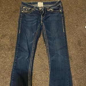 Jeans, barely worn, fit to size and great for party’s hehe